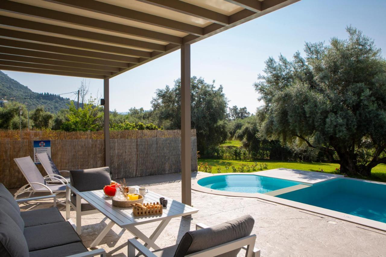 Averto Villas With Private Pool Nidrí Kültér fotó