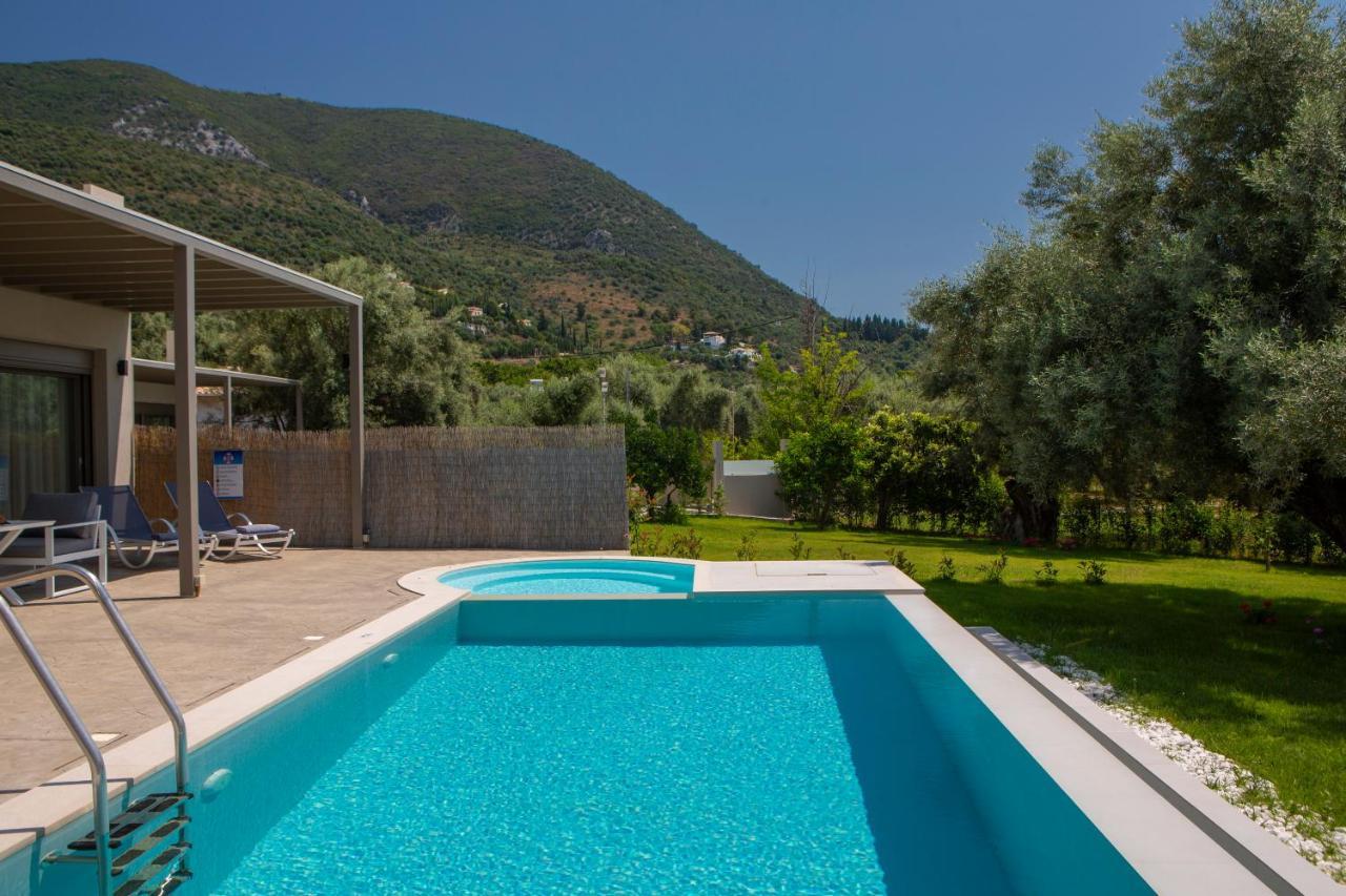 Averto Villas With Private Pool Nidrí Kültér fotó