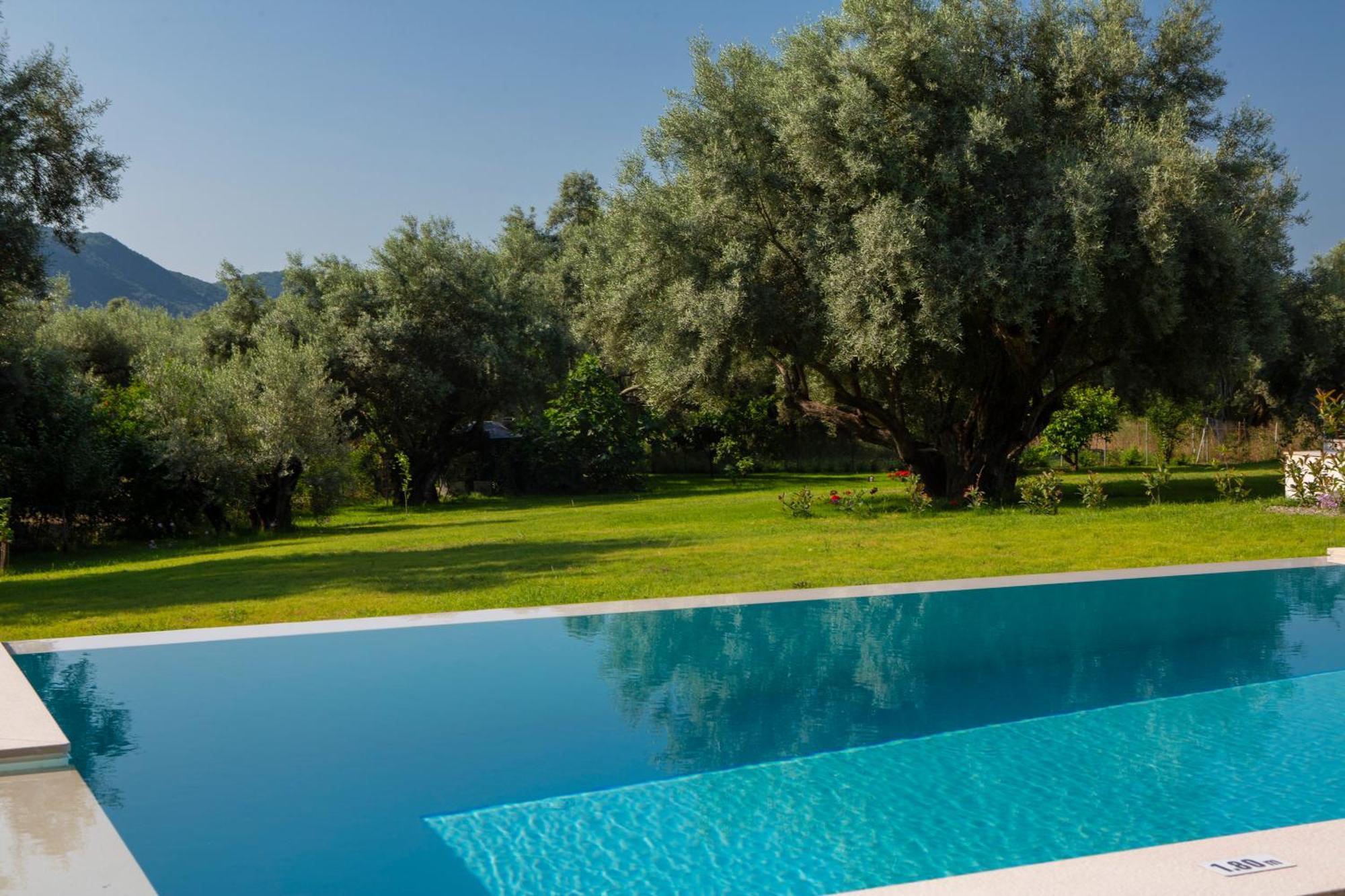 Averto Villas With Private Pool Nidrí Kültér fotó