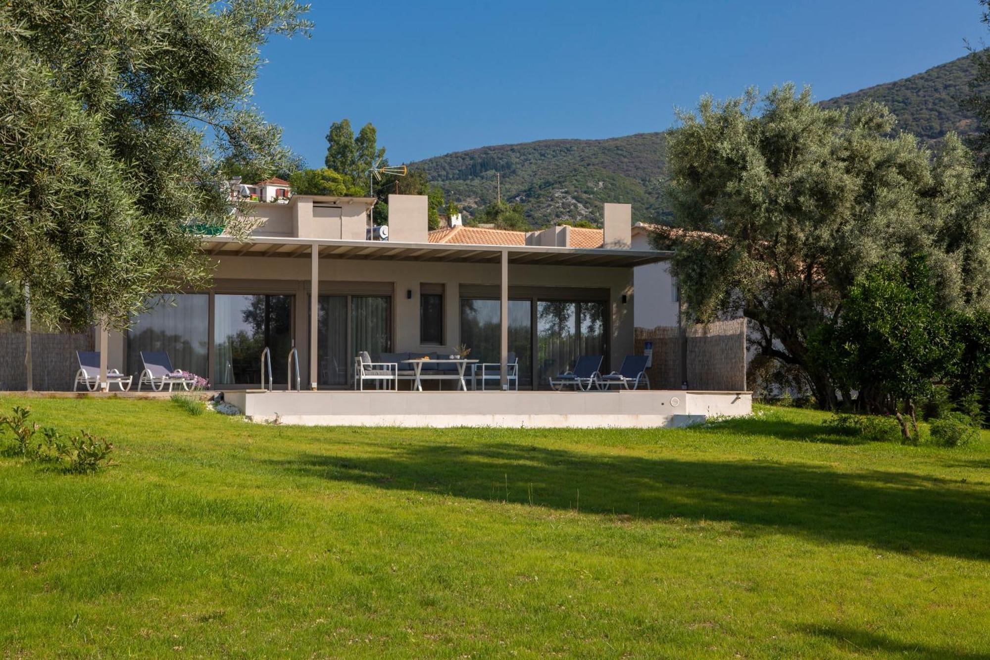 Averto Villas With Private Pool Nidrí Kültér fotó